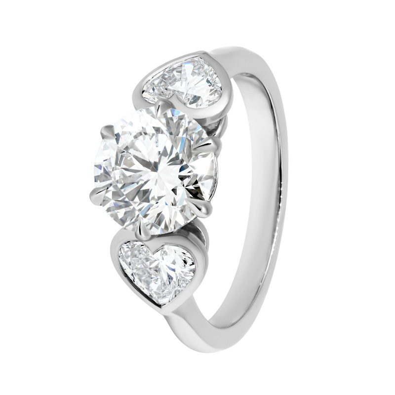 DC6851 Sophie With Hearts Angle Plat